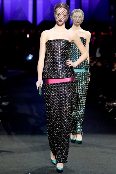 Look 39